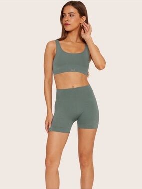 SET Active sculptflex matching set